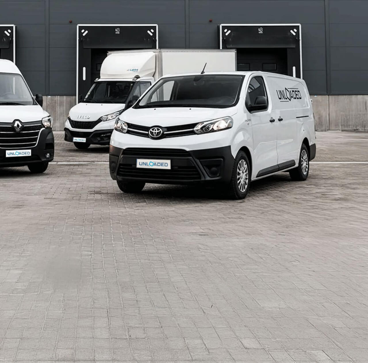 Dodávky UNLOADED připravené k přepravě zboží